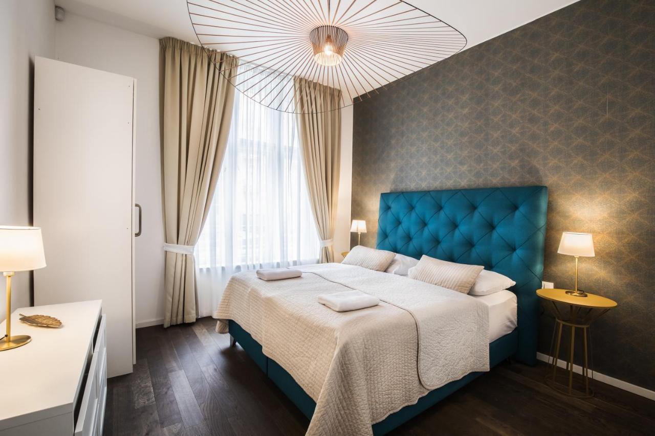 Luxury Modern Designed Oldtown Apartment Prague Exterior photo