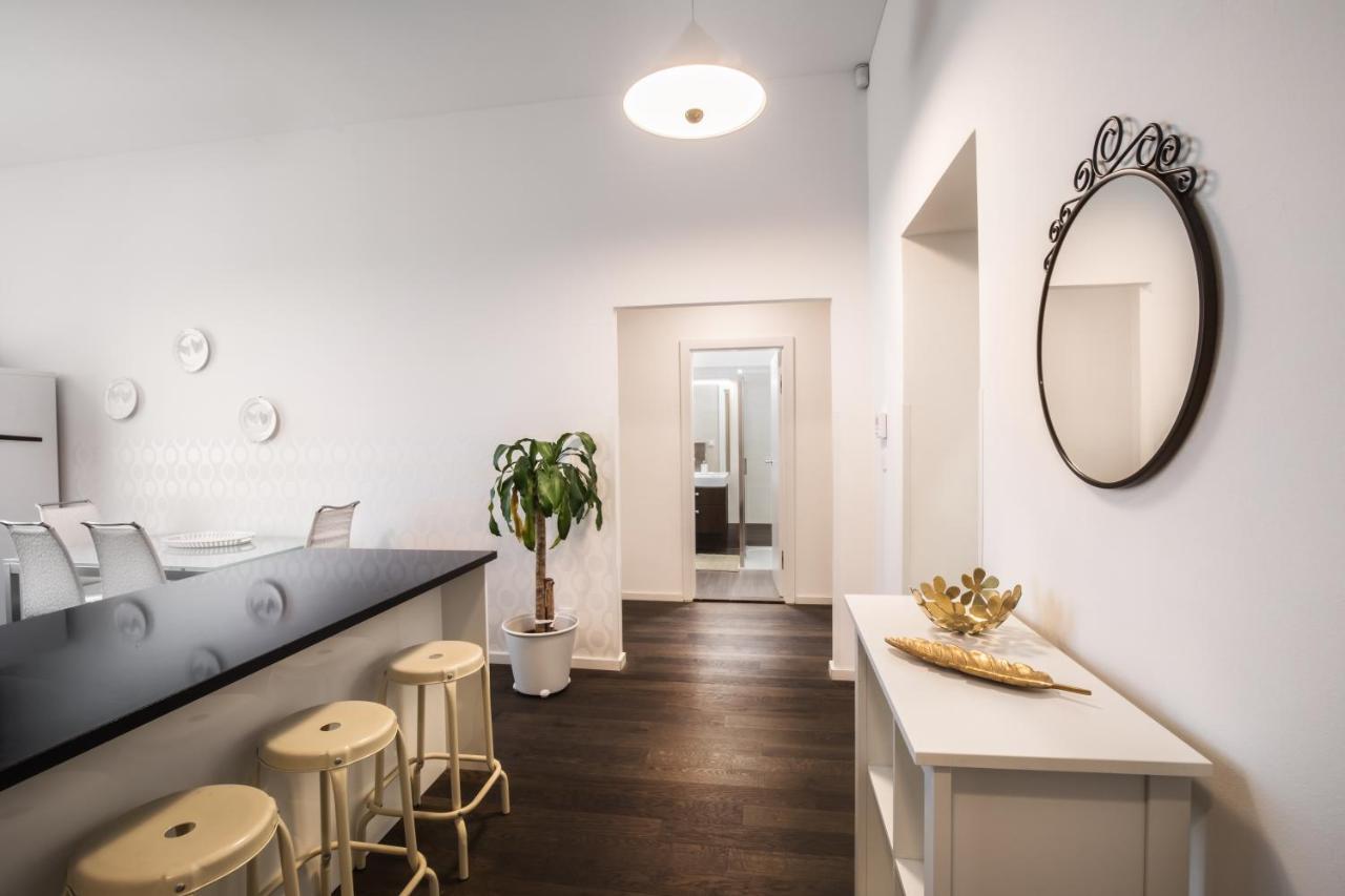 Luxury Modern Designed Oldtown Apartment Prague Exterior photo